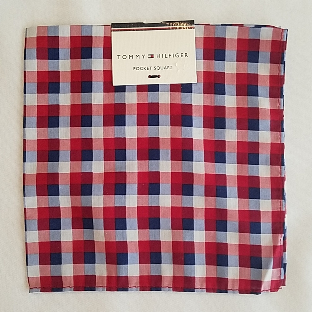 NWT Tommy Hilfiger Pocket Square Plaid